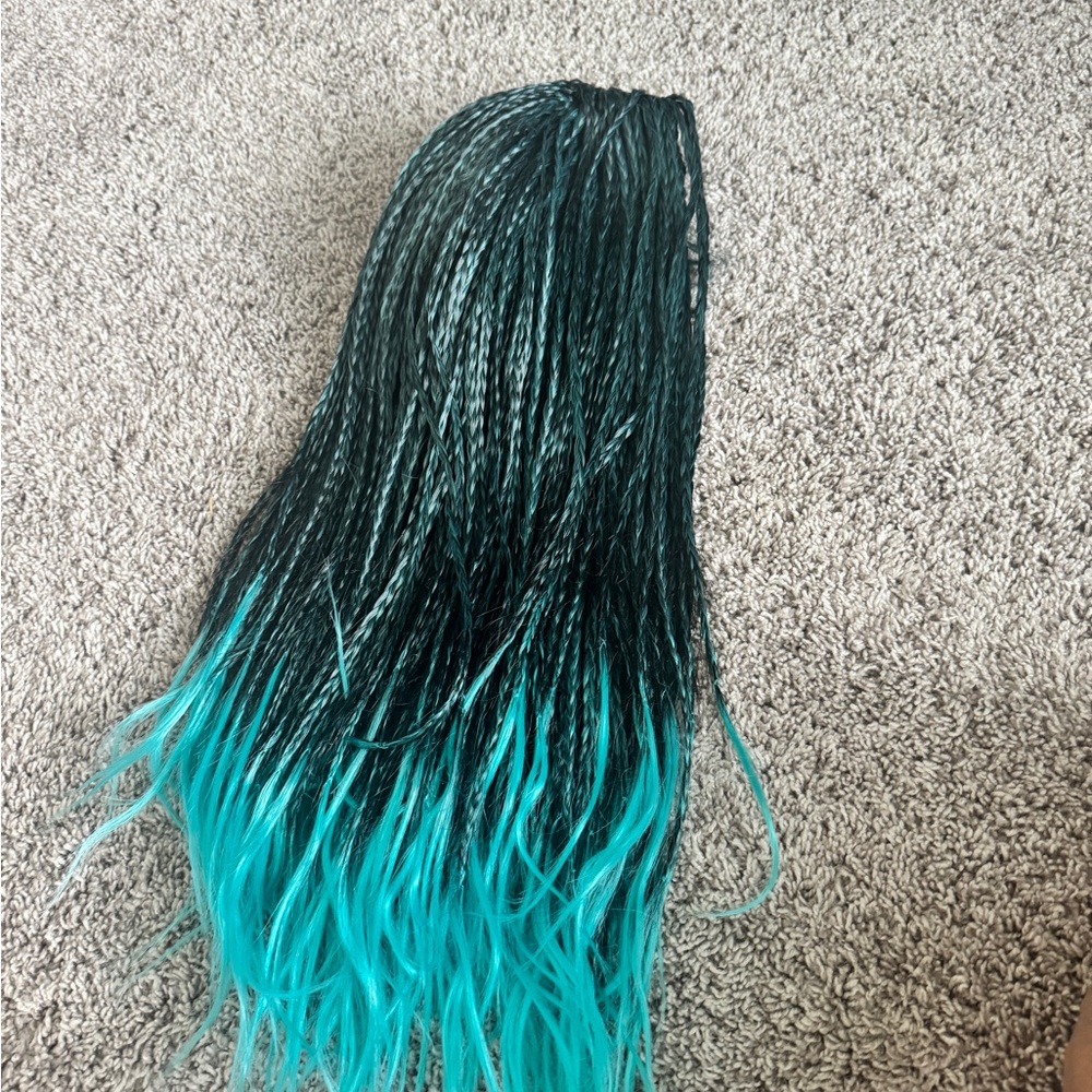Uma from Descendants wig